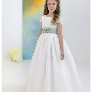 Vestido de comunión 6106. Blanco roto-verde agua