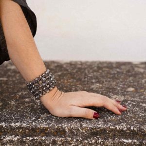 CHOKER Y PULSERA HUMO